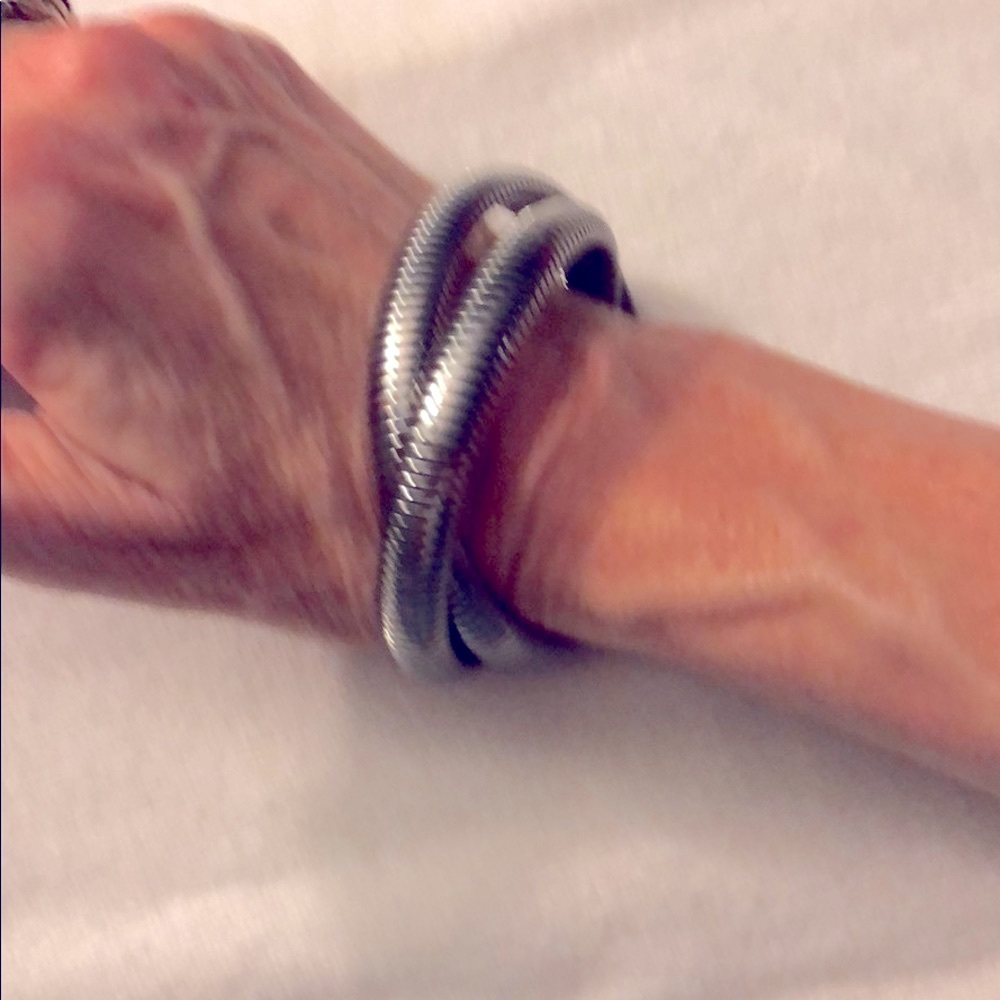 Interlocking Bangle Bracelets - image 5